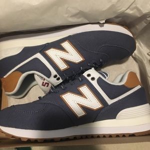 New balance sneakers for women!